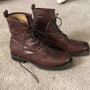 Frye Veronica lace up boots